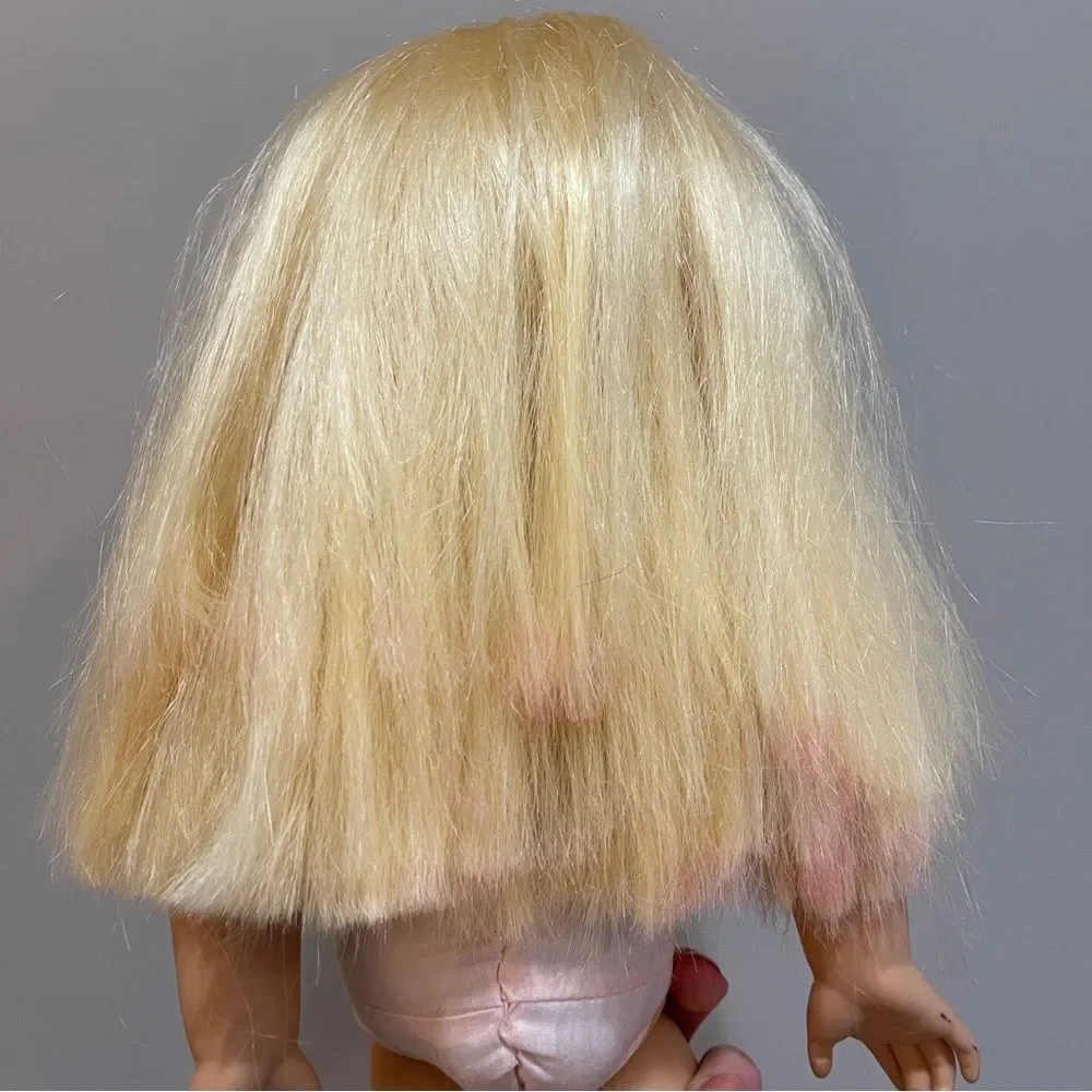 Madame Alexander Doll Company 18 in Blonde Hair Blue Eyes custom Made Dress 2009